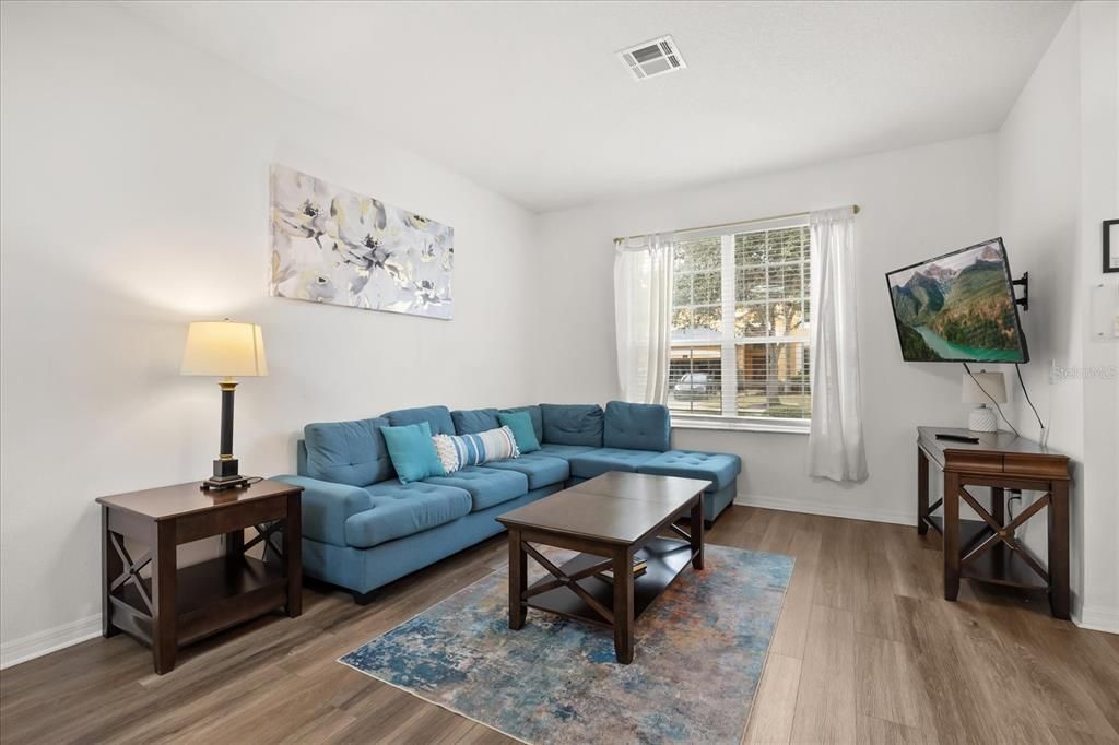 For Sale: $429,000 (4 beds, 3 baths, 2554 Square Feet)