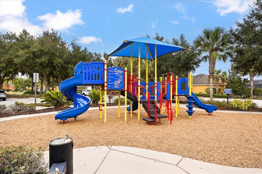 For Sale: $429,000 (4 beds, 3 baths, 2554 Square Feet)