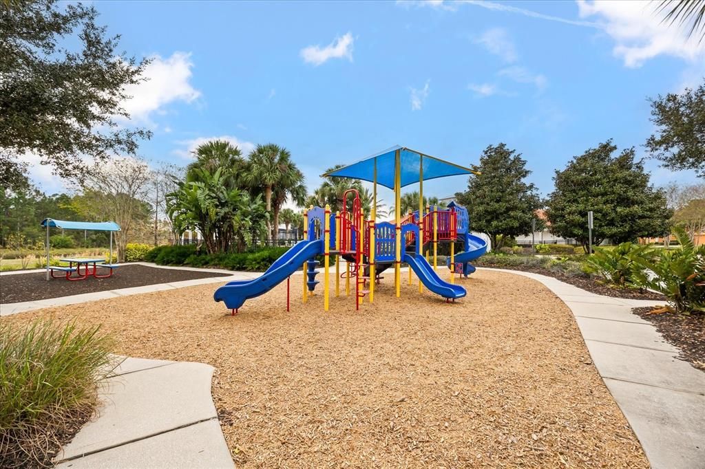 For Sale: $429,000 (4 beds, 3 baths, 2554 Square Feet)