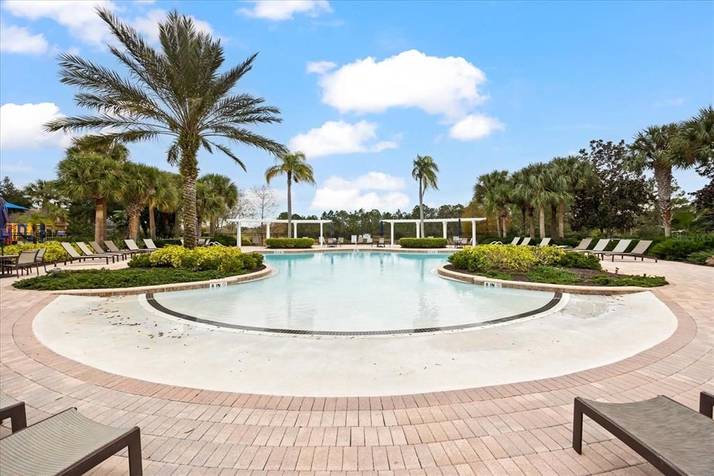 For Sale: $429,000 (4 beds, 3 baths, 2554 Square Feet)