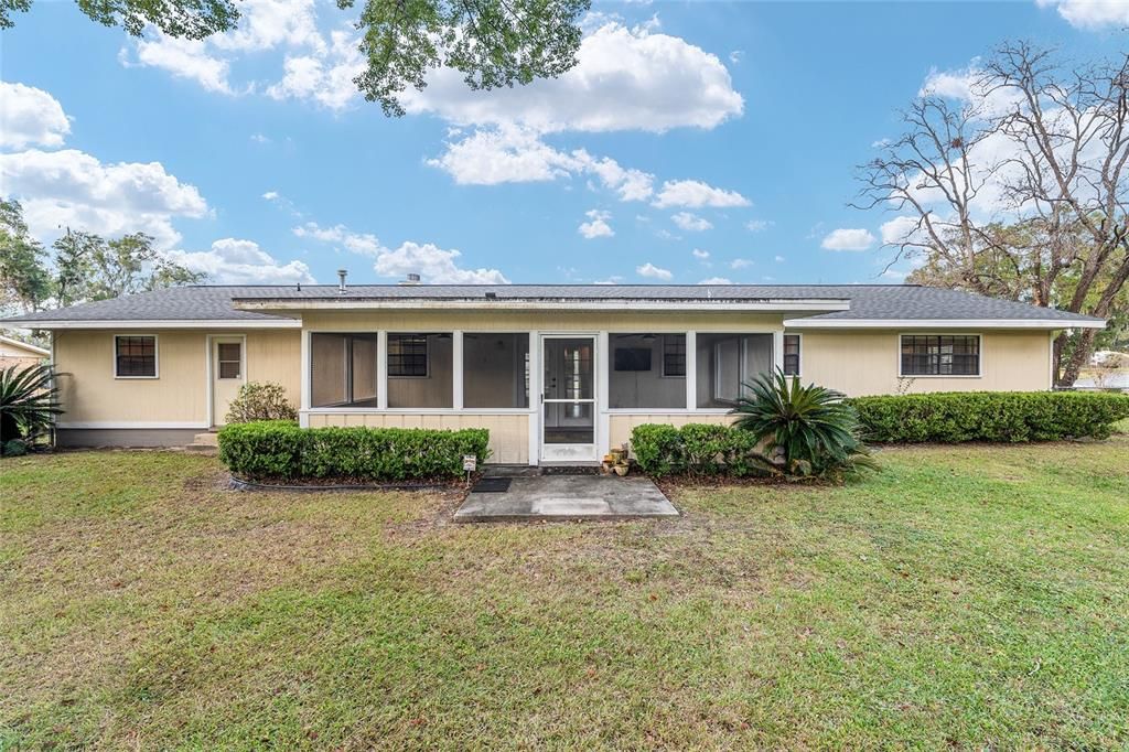 For Sale: $290,000 (3 beds, 2 baths, 1588 Square Feet)