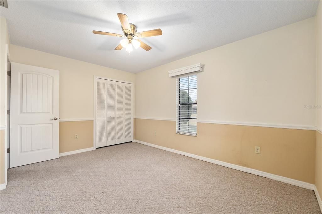 For Sale: $290,000 (3 beds, 2 baths, 1588 Square Feet)