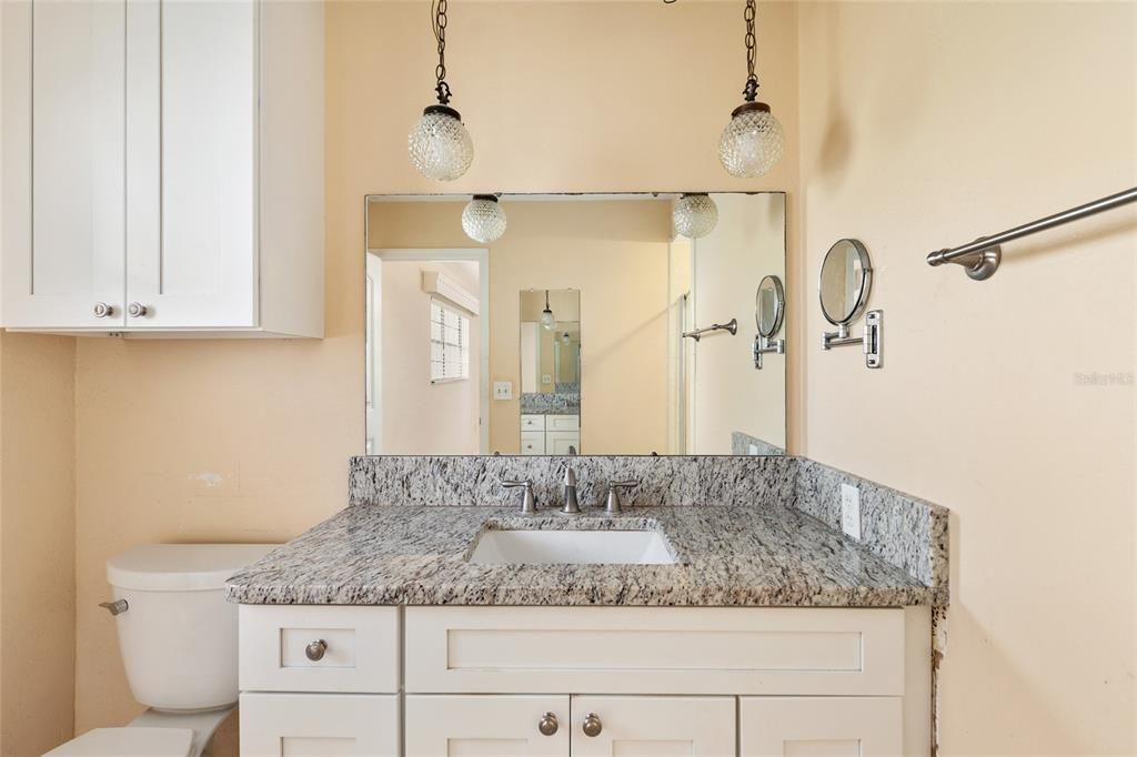 For Sale: $290,000 (3 beds, 2 baths, 1588 Square Feet)