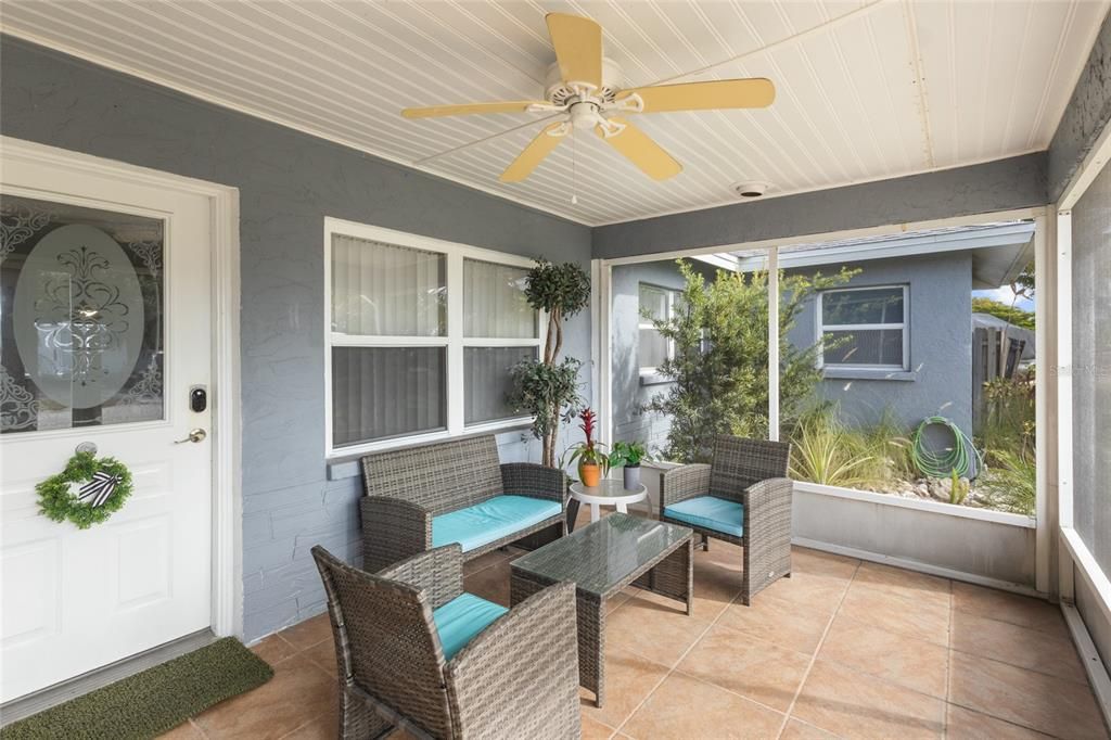 En Venta: $449,900 (3 camas, 2 baños, 1470 Pies cuadrados)