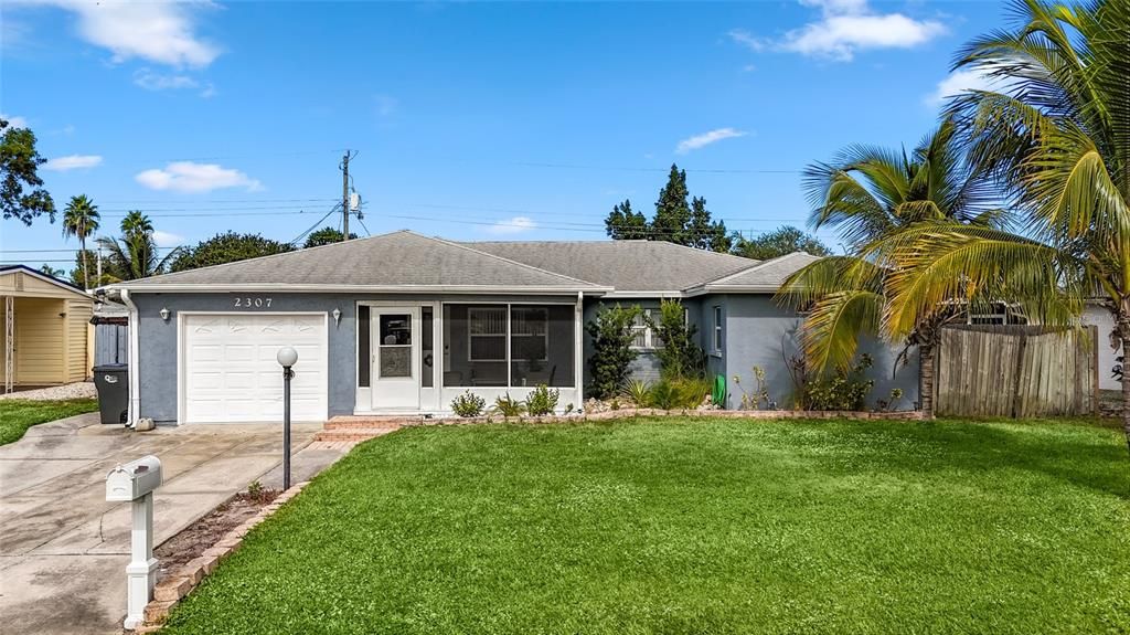 En Venta: $449,900 (3 camas, 2 baños, 1470 Pies cuadrados)