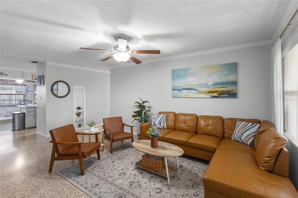 En Venta: $449,900 (3 camas, 2 baños, 1470 Pies cuadrados)