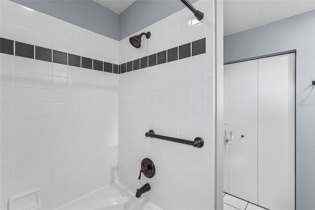 En Venta: $449,900 (3 camas, 2 baños, 1470 Pies cuadrados)