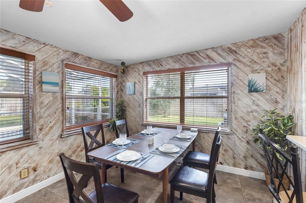 En Venta: $449,900 (3 camas, 2 baños, 1470 Pies cuadrados)