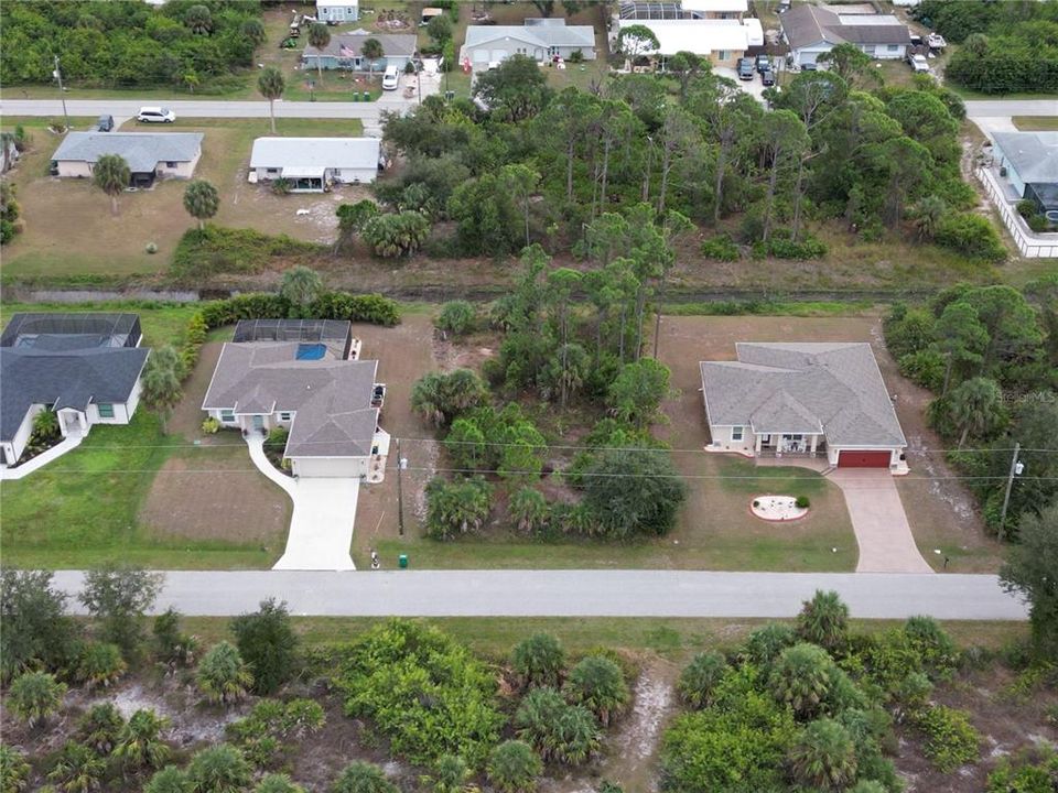 待售: $24,950 (0.23 acres)