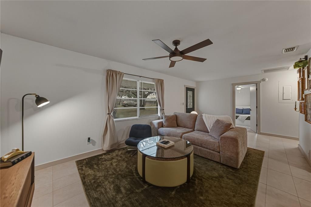 For Sale: $249,000 (3 beds, 2 baths, 1080 Square Feet)