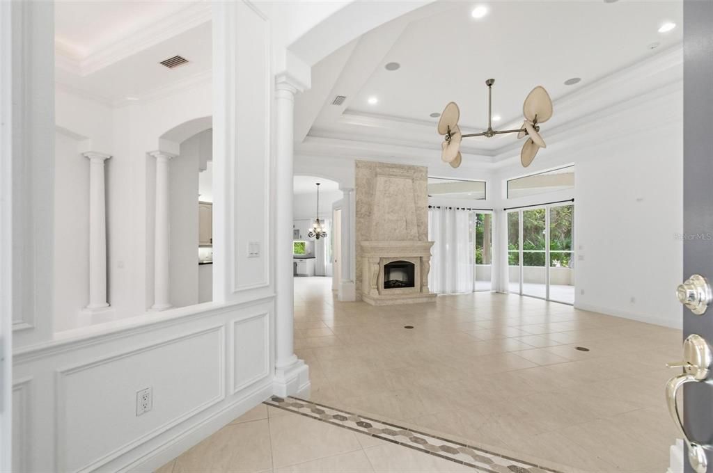 待售: $650,000 (4 贝兹, 2 浴室, 2900 平方英尺)