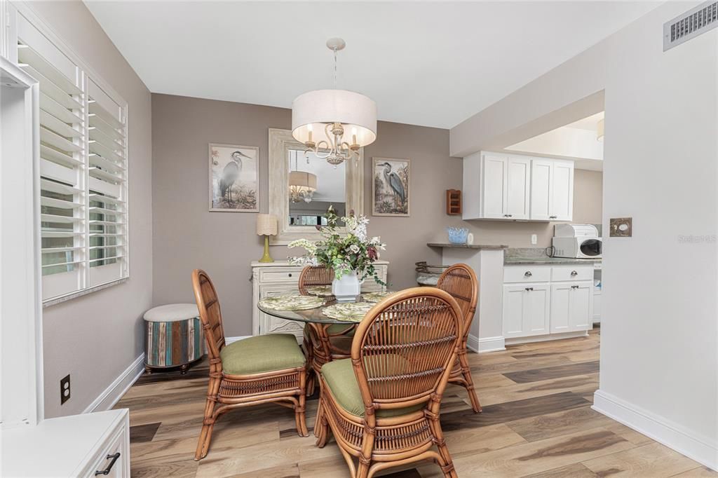 На продажу: $124,900 (1 спален, 1 ванн, 780 Квадратных фут)