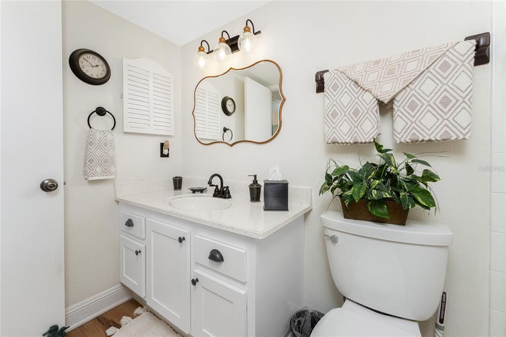 На продажу: $124,900 (1 спален, 1 ванн, 780 Квадратных фут)