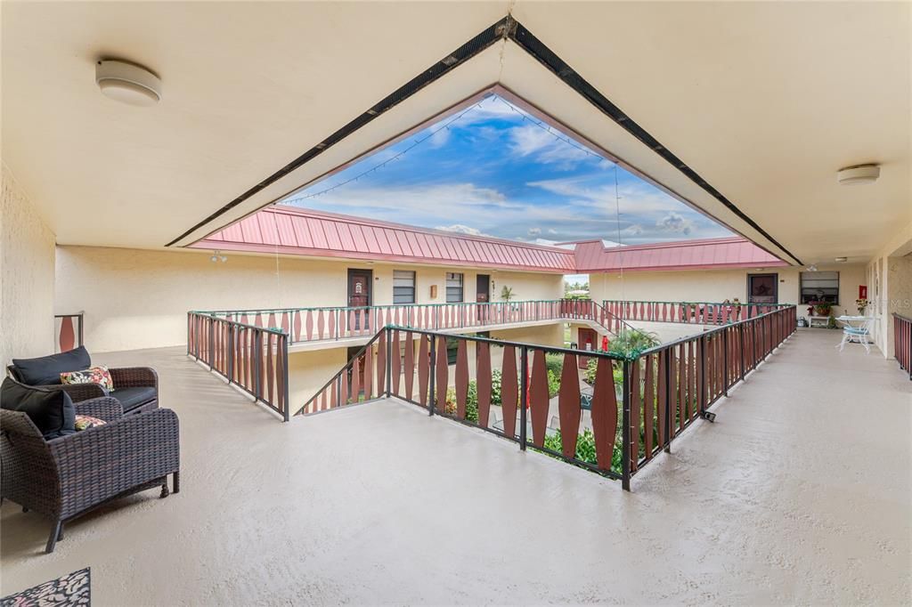 На продажу: $124,900 (1 спален, 1 ванн, 780 Квадратных фут)