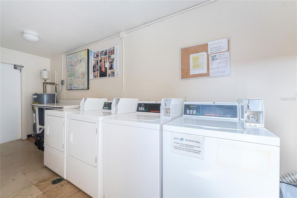 На продажу: $124,900 (1 спален, 1 ванн, 780 Квадратных фут)