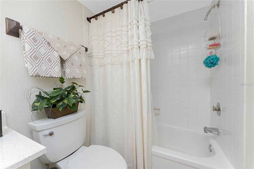 На продажу: $124,900 (1 спален, 1 ванн, 780 Квадратных фут)