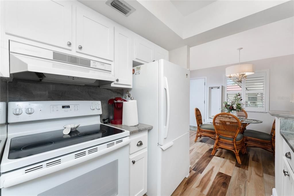 На продажу: $124,900 (1 спален, 1 ванн, 780 Квадратных фут)