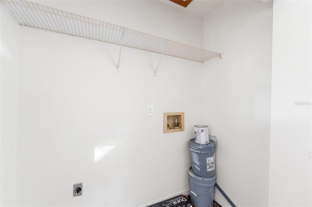 For Sale: $229,900 (2 beds, 2 baths, 1040 Square Feet)