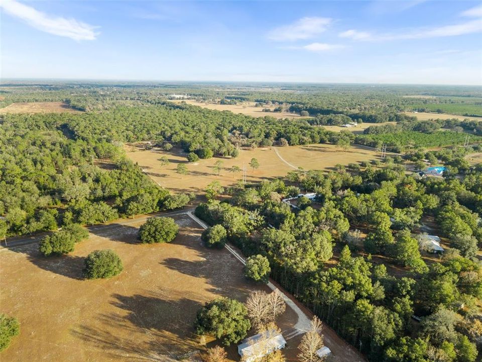 For Sale: $229,900 (2 beds, 2 baths, 1040 Square Feet)