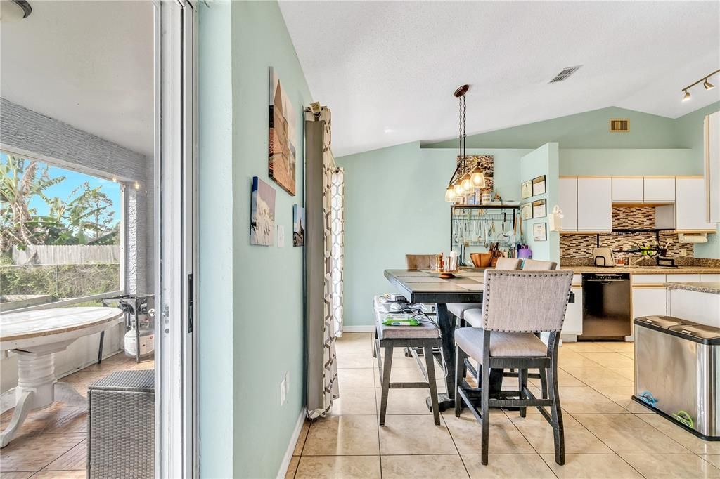 待售: $279,900 (3 贝兹, 2 浴室, 1314 平方英尺)