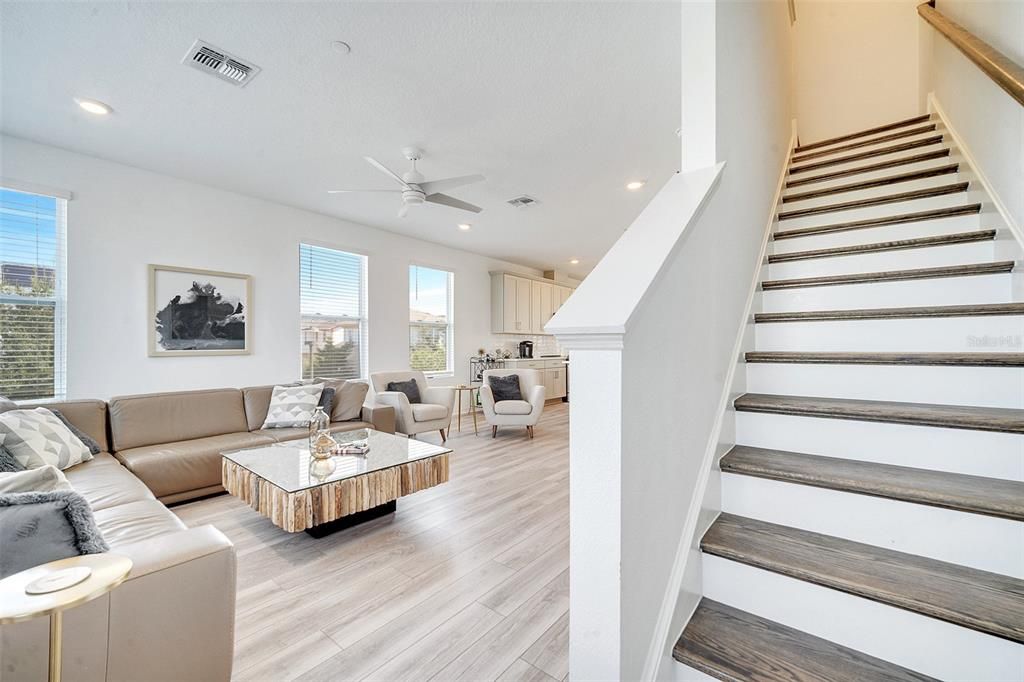 For Rent: $3,400 (3 beds, 3 baths, 2167 Square Feet)