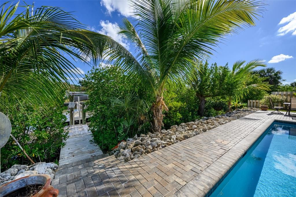 待售: $399,000 (2 贝兹, 2 浴室, 1198 平方英尺)