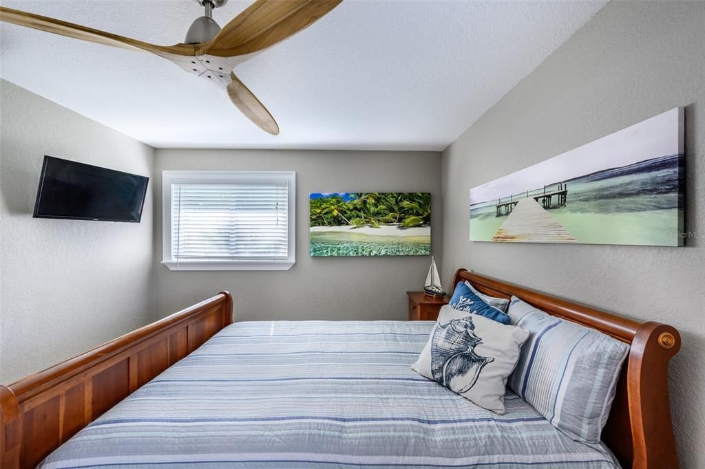 待售: $399,000 (2 贝兹, 2 浴室, 1198 平方英尺)