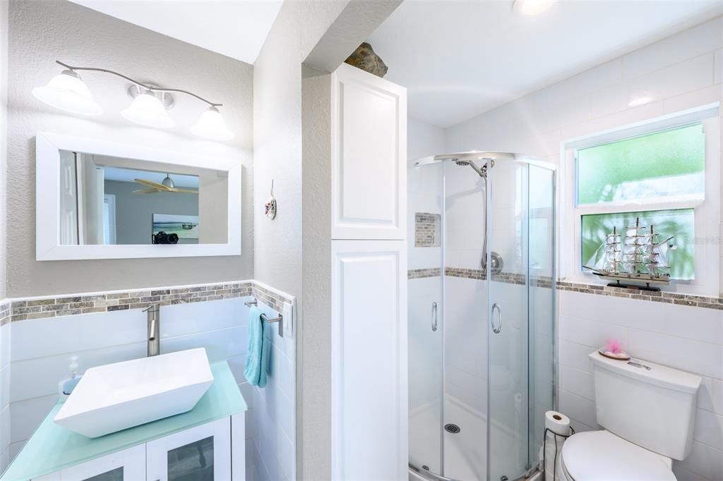 待售: $399,000 (2 贝兹, 2 浴室, 1198 平方英尺)