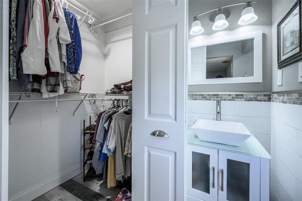 待售: $399,000 (2 贝兹, 2 浴室, 1198 平方英尺)