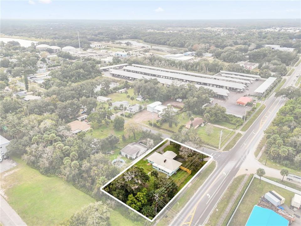 待售: $319,000 (0.42 acres)