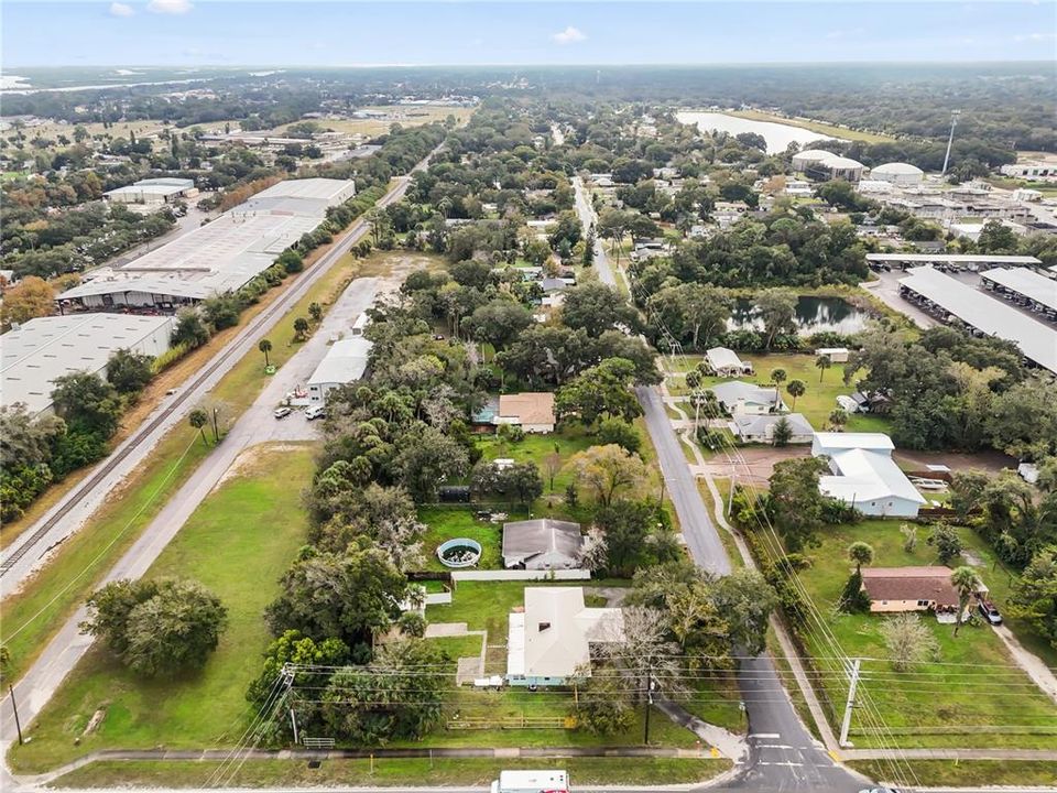 待售: $319,000 (0.42 acres)