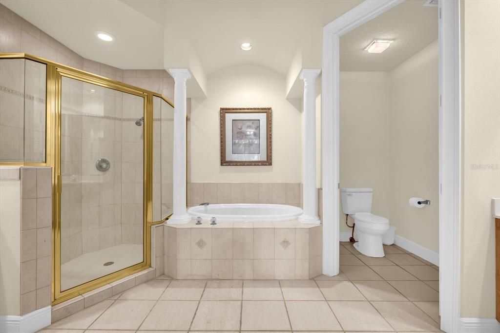 На продажу: $300,000 (2 спален, 2 ванн, 1628 Квадратных фут)