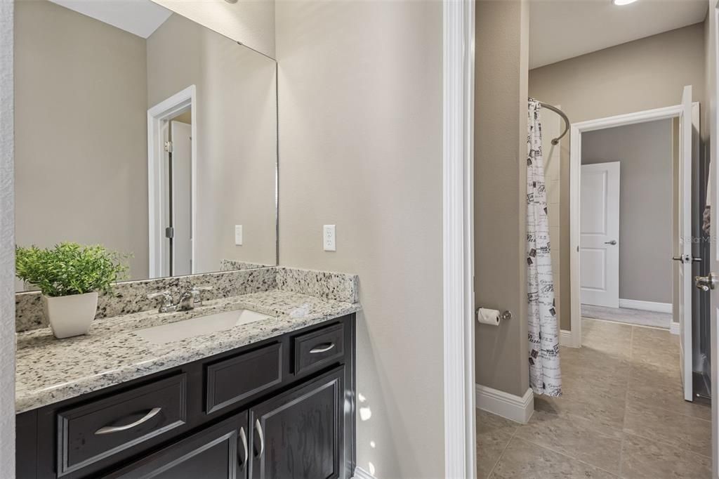 For Sale: $1,000,000 (5 beds, 4 baths, 3291 Square Feet)