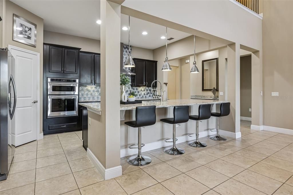 For Sale: $1,000,000 (5 beds, 4 baths, 3291 Square Feet)