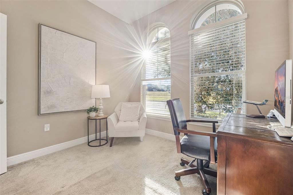 For Sale: $1,000,000 (5 beds, 4 baths, 3291 Square Feet)