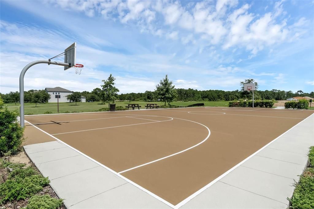 For Sale: $1,000,000 (5 beds, 4 baths, 3291 Square Feet)