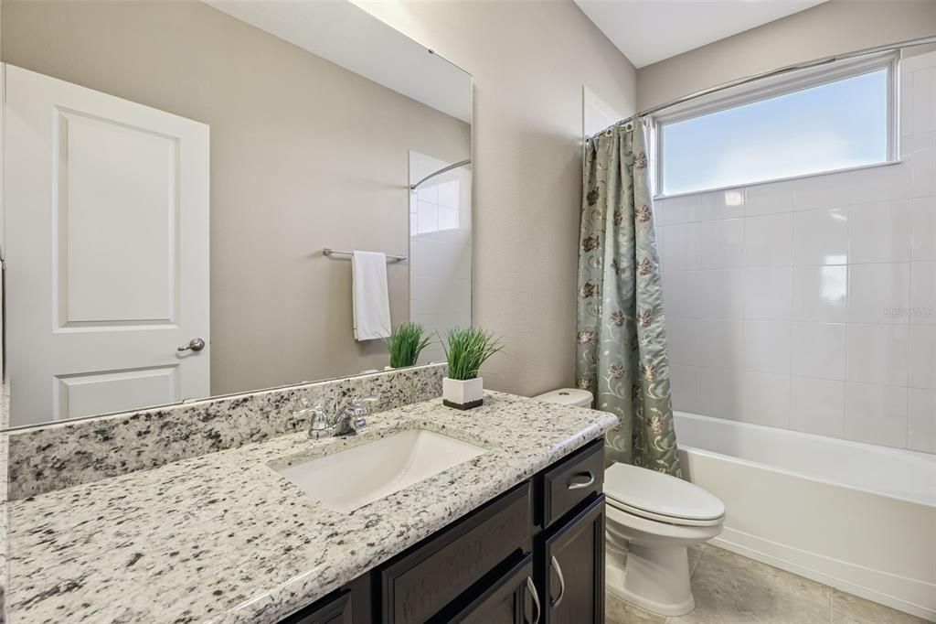 For Sale: $1,000,000 (5 beds, 4 baths, 3291 Square Feet)