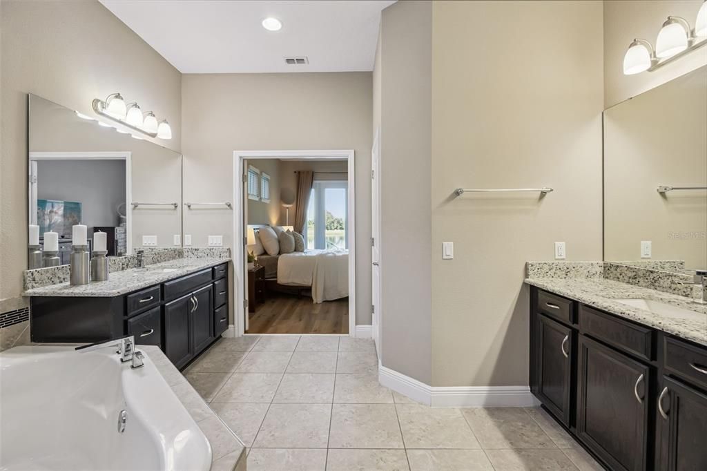 For Sale: $1,000,000 (5 beds, 4 baths, 3291 Square Feet)