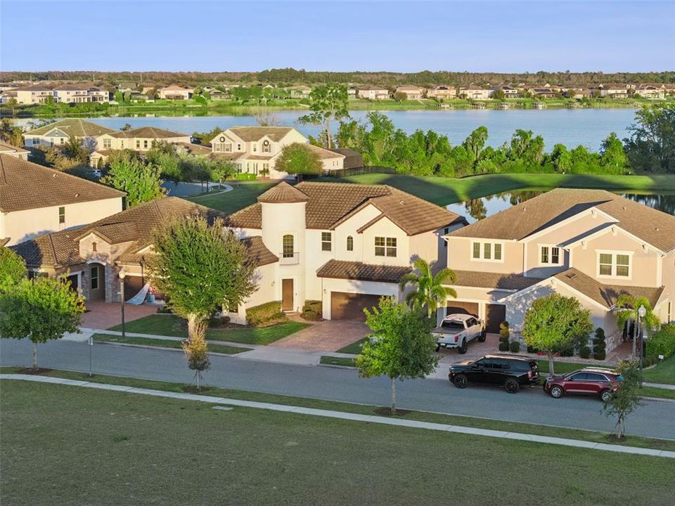 For Sale: $1,000,000 (5 beds, 4 baths, 3291 Square Feet)