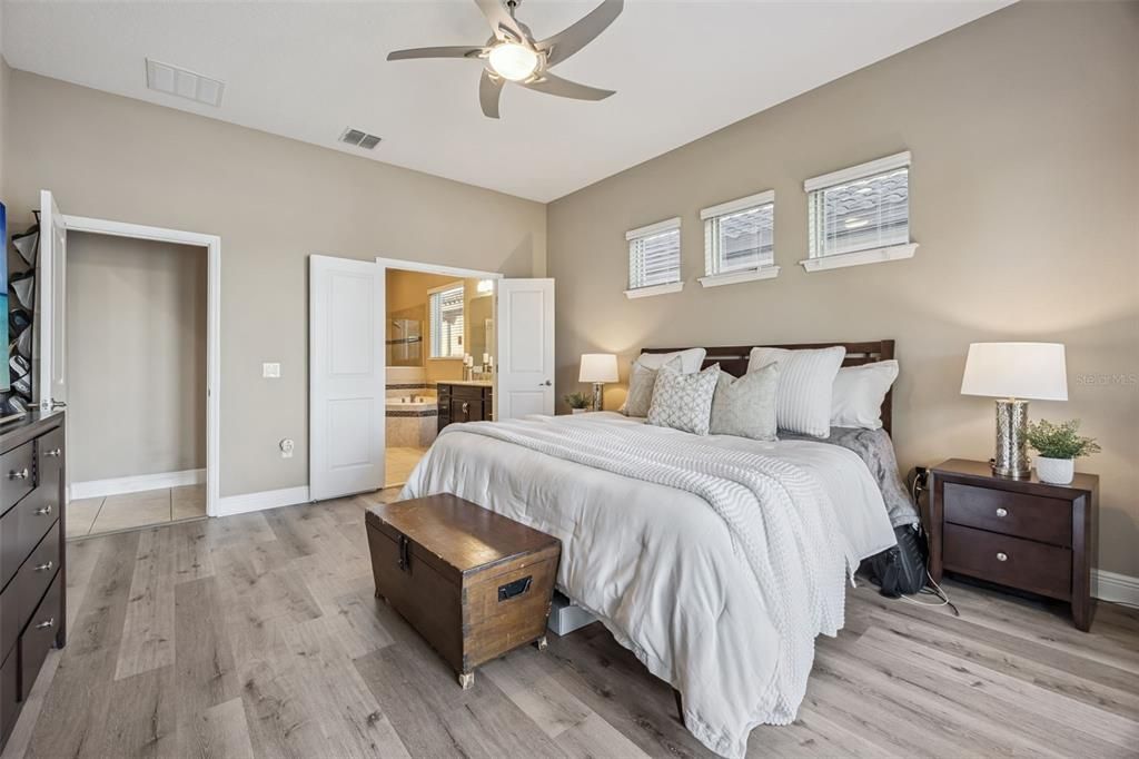 For Sale: $1,000,000 (5 beds, 4 baths, 3291 Square Feet)