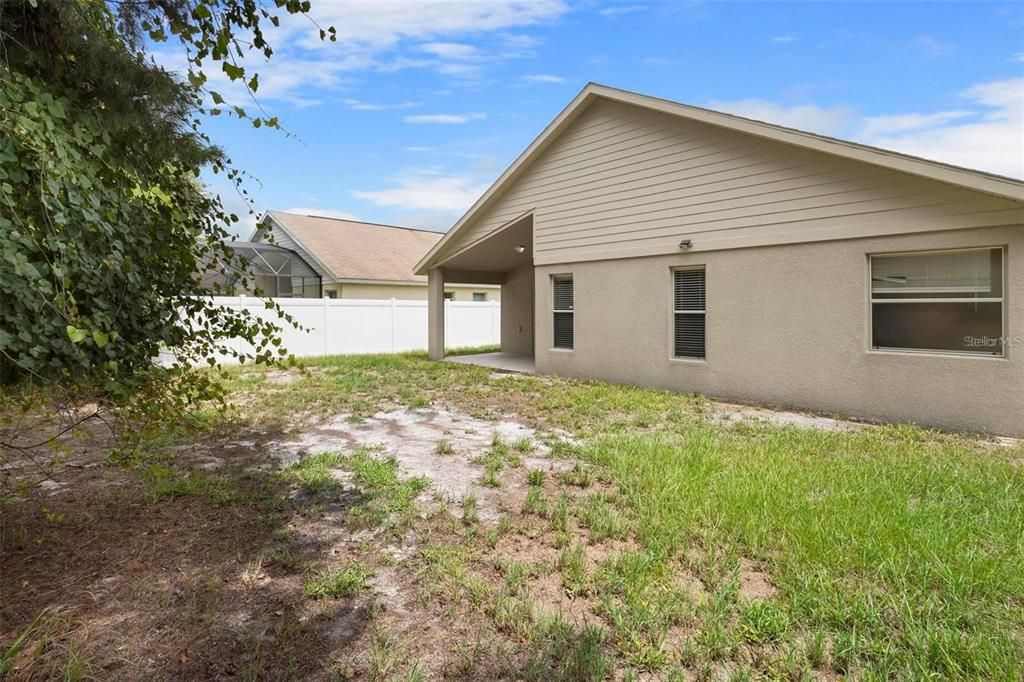 For Sale: $362,500 (4 beds, 2 baths, 2106 Square Feet)