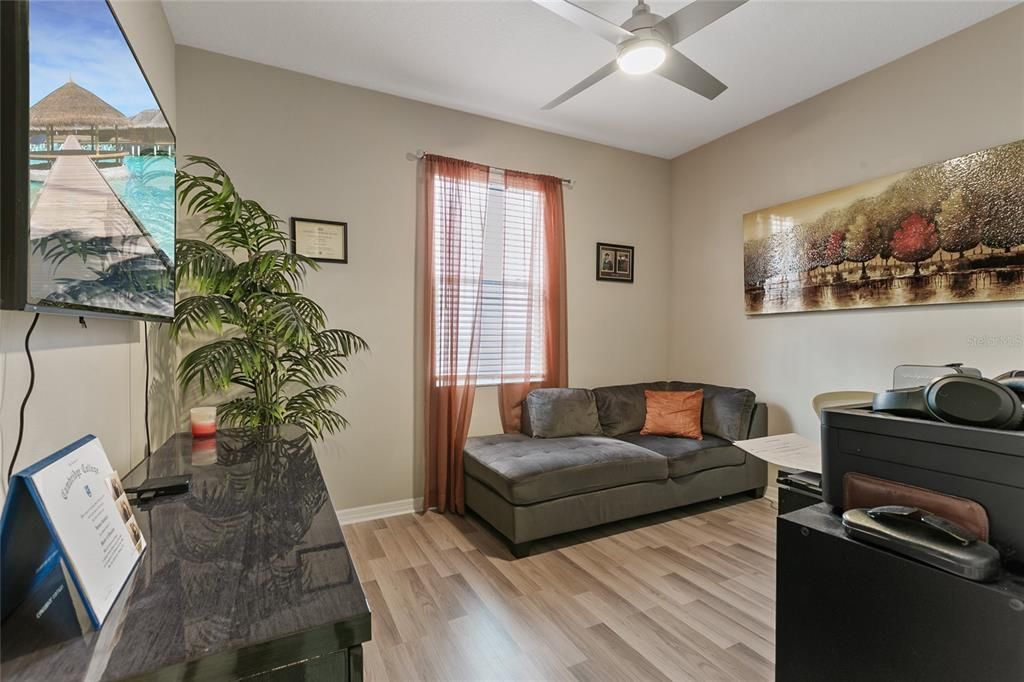 На продажу: $464,900 (3 спален, 2 ванн, 2208 Квадратных фут)