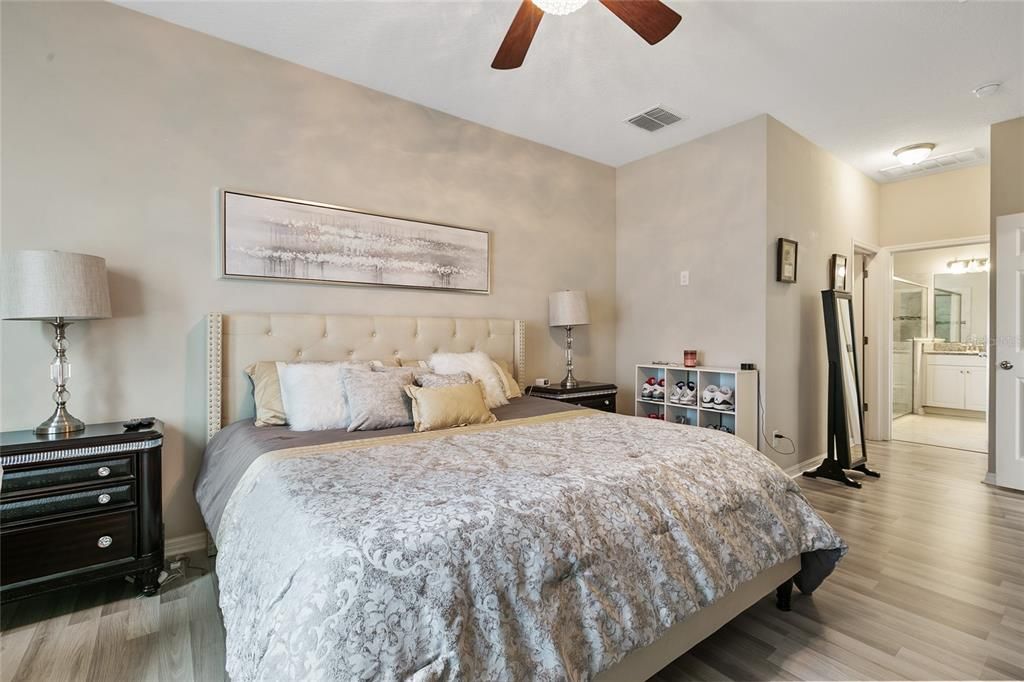 На продажу: $464,900 (3 спален, 2 ванн, 2208 Квадратных фут)