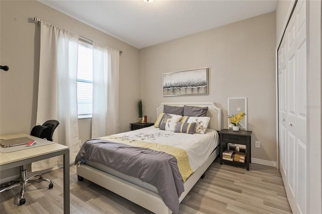 На продажу: $464,900 (3 спален, 2 ванн, 2208 Квадратных фут)