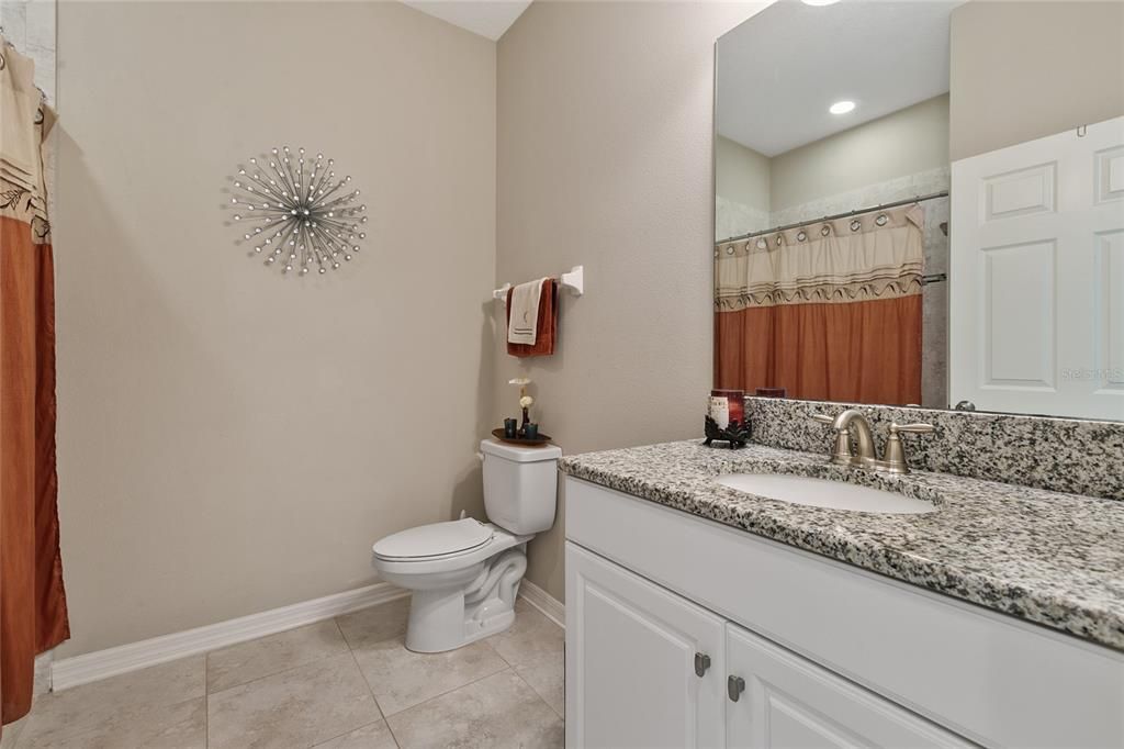 На продажу: $464,900 (3 спален, 2 ванн, 2208 Квадратных фут)