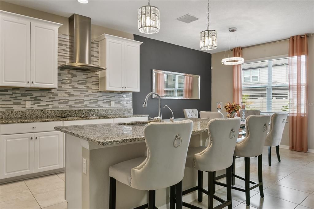 На продажу: $464,900 (3 спален, 2 ванн, 2208 Квадратных фут)