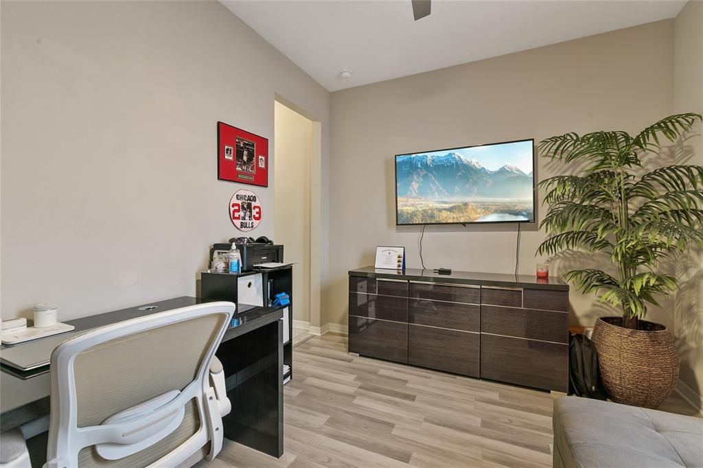 На продажу: $464,900 (3 спален, 2 ванн, 2208 Квадратных фут)