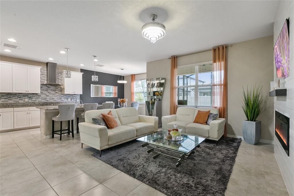 На продажу: $464,900 (3 спален, 2 ванн, 2208 Квадратных фут)