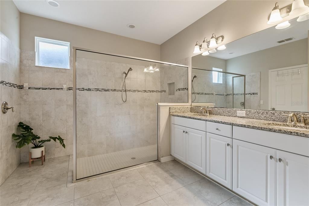 На продажу: $464,900 (3 спален, 2 ванн, 2208 Квадратных фут)