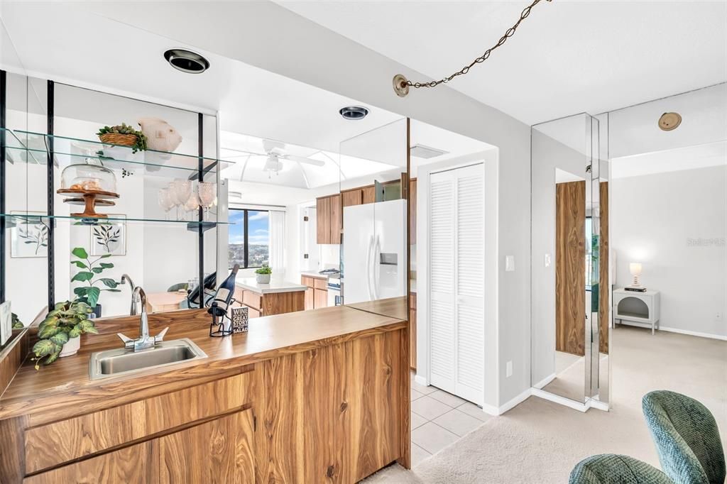 For Sale: $615,000 (2 beds, 2 baths, 1530 Square Feet)